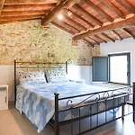 בית נופש 3 Bedroom Cozy In Piano Di